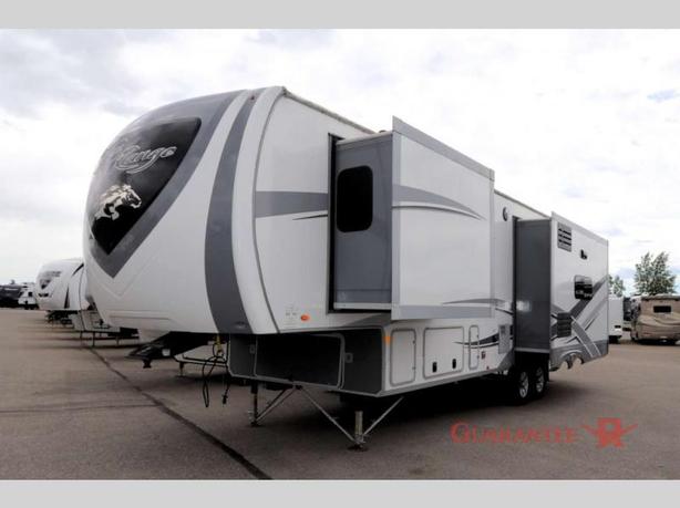 Used 2019 Highland Ridge RV Open Range 314RLS image 3