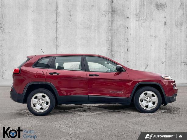 2016 Jeep Cherokee Sport | Remote Start | Heated Seats & Steering Wheel | Blueto image 4