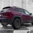 2019 Jeep Cherokee Trailhawk | Loaded! | Comfort & Convenience Package | Trailer thumbnail image 5