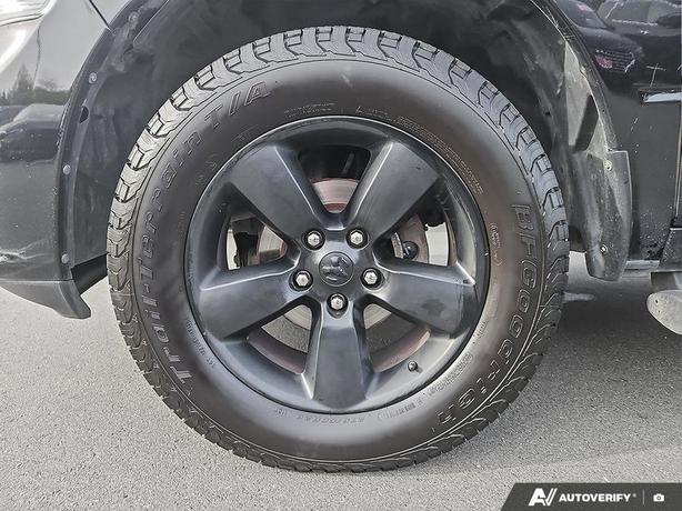 2022 RAM 1500 Classic Express 4x4 Crew Cab 5'7 Box | Heated Seats! image 6