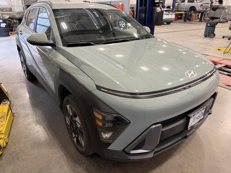 2025 Hyundai Kona Preferred HEATED SEATS & STEERING WHEEL! APPLE CARPLAY! ANDROI display photo