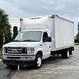 2022 Ford E-450 Super Duty 16-Foot Cube Van thumbnail image 4