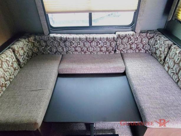 Used 2019 Keystone RV Hideout 24BHSWE image 7