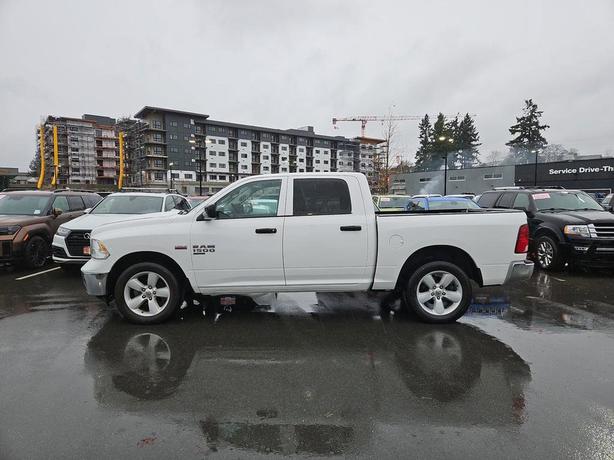 2022 RAM 1500 Classic SLT | Heated Mirrors! image 3