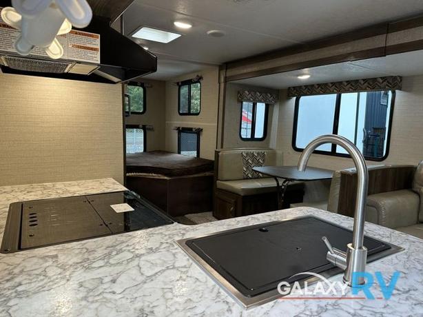 Used 2018 Keystone RV Bullet 272BHSWE image 8