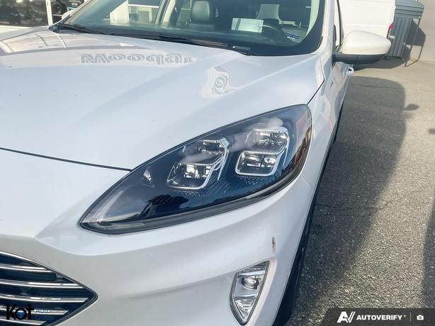 2021 Ford Escape Hybrid Titanium Plug-In image 8