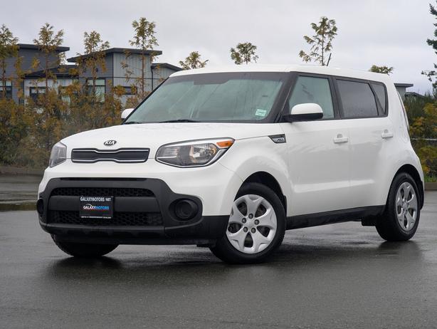 2018 Kia Soul LX - Low Mileage, Bluetooth, SXM Satellite Radio image 1