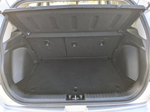 2023 Hyundai Venue Preferred - No Accidents, Heated Seats image 8