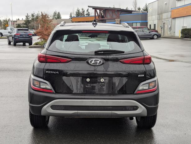 2023 Hyundai Kona Preferred - No Accidents, AWD, Heated Seats image 7