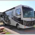 Used 2018 Holiday Rambler Admiral 31B thumbnail image 1