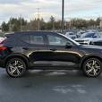 2021 Volvo XC40 R-DESIGN- BC Local, Power Moonroof & Low Km thumbnail image 5