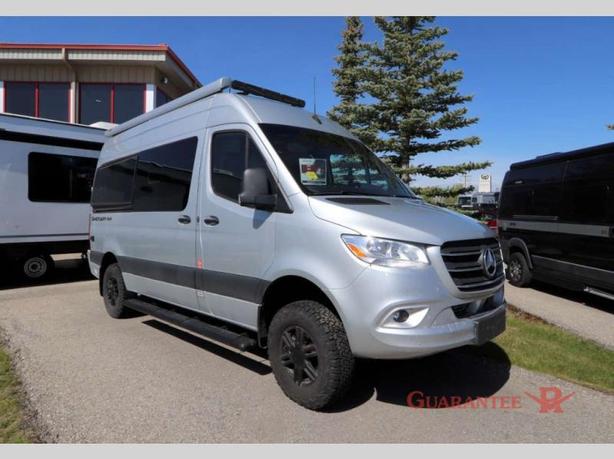 Used 2023 Thor Motor Coach Sanctuary 19L image 1