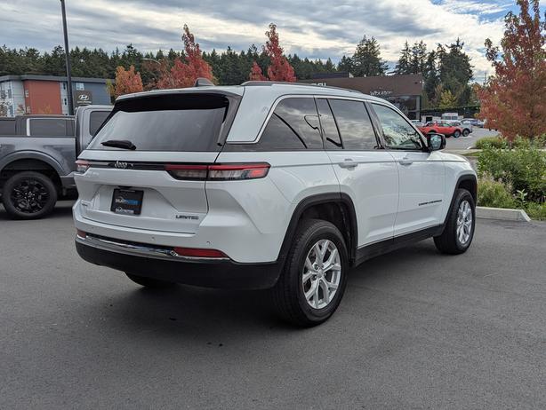 2023 Jeep Grand Cherokee Limited - No Accidents, 4x4, Leather, Heated Seats image 6