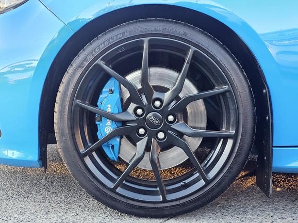 2016 Ford Focus 5dr HB RS image 5