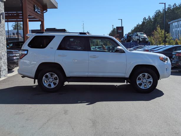 2023 Toyota 4Runner SR5 - Sunroof, Heated Seats, 4x4 image 5