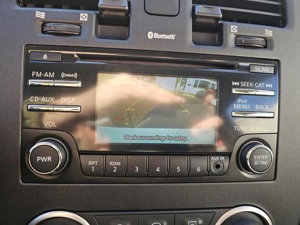 2015 Nissan LEAF 4dr HB S image 6