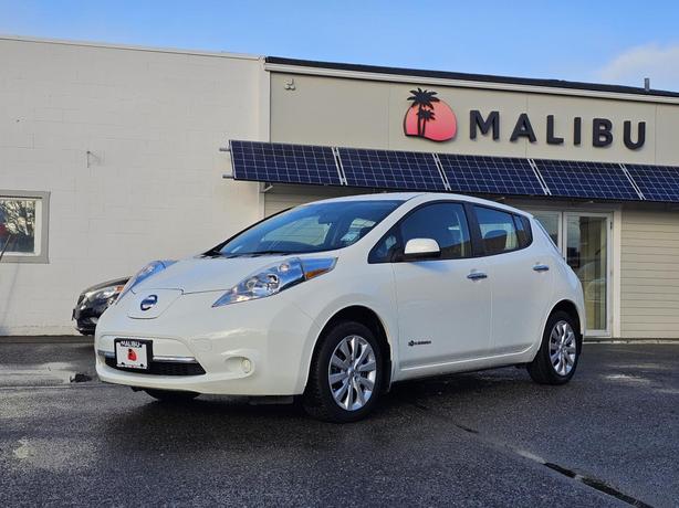 2015 Nissan LEAF 4dr HB S image 8