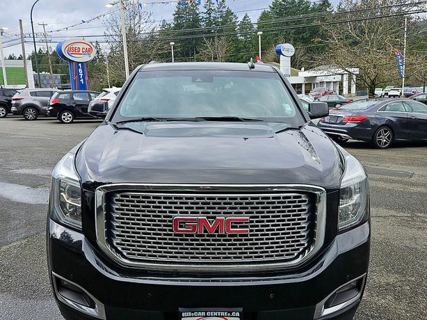 2016 GMC  Yukon XL Denali image 4