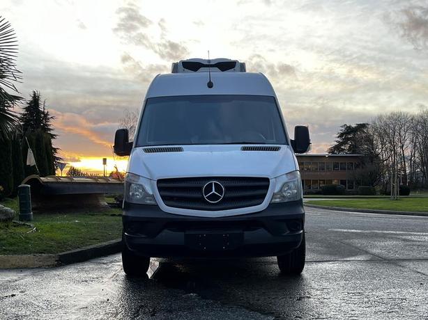 2018 Mercedes-Benz Sprinter 2500 High Roof 170-inch WheelBase Zanotti Reefer Van image 4
