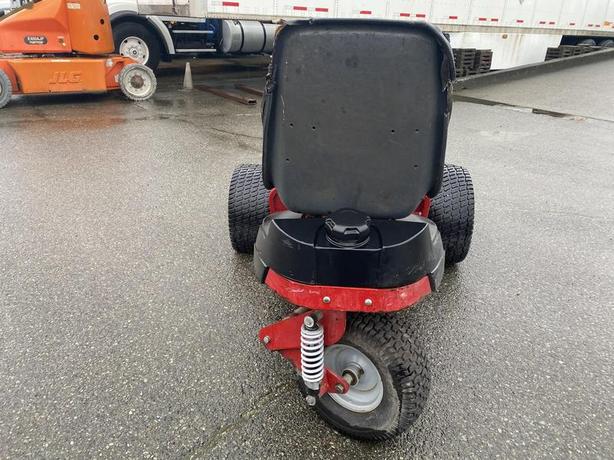 2017 Ferris Rotary Lawn Mower image 4
