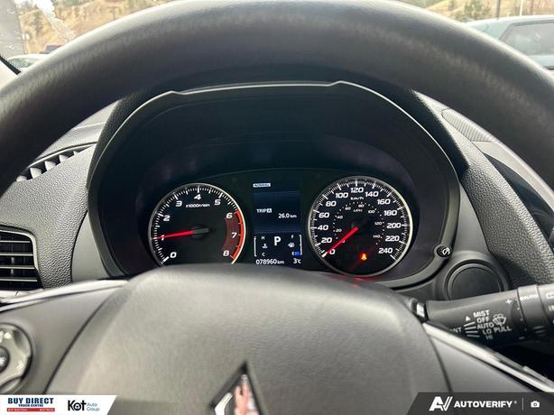 2022 Mitsubishi Eclipse Cross ES clearance image 7