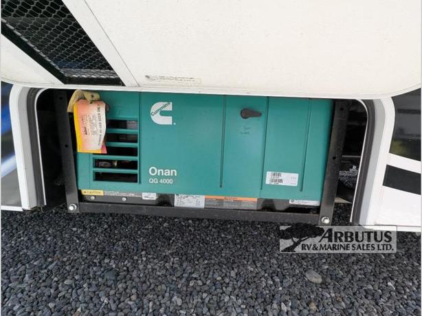 Used 2022 Thor Motor Coach Outlaw 29J image 7