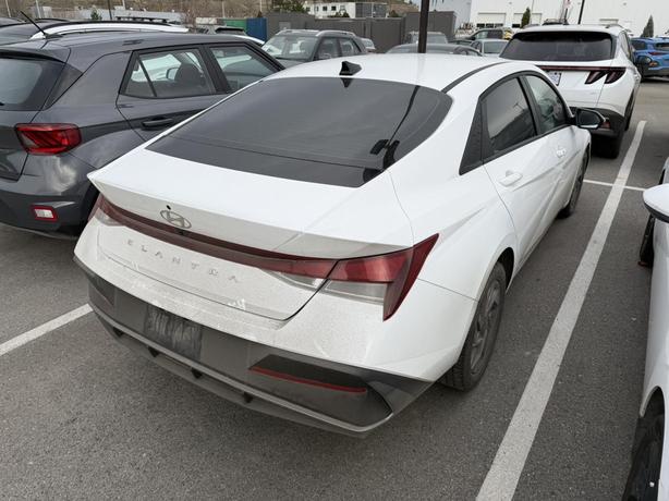 2025 Hyundai Elantra Preferred LANE KEEP ASSIST! BACKUP CAMERA! BLINDSPOT! image 4