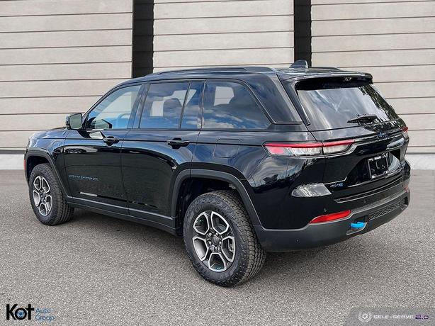 2023 Jeep Grand Cherokee 4xe FULLY LOADED READY TO TACKLE ANYTHING!! MANAGER DEM image 4