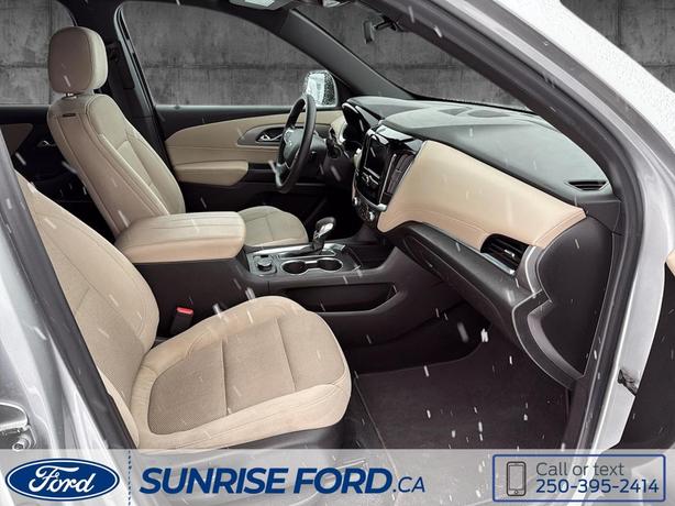 2022 Chevrolet Traverse LS - SEATING FOR UP TO 8 PASSENGERS! image 8