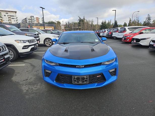 2018 Chevrolet Camaro 2SS | Heated and Cooled Seats! image 2