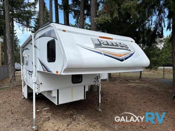 Used 2012 Lance 1181 image 1