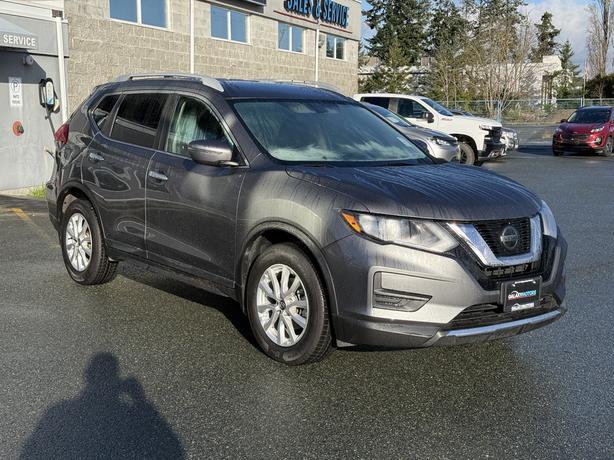 2020 Nissan Rogue S- BC Local, Heated Seats & Low Kilometers image 4