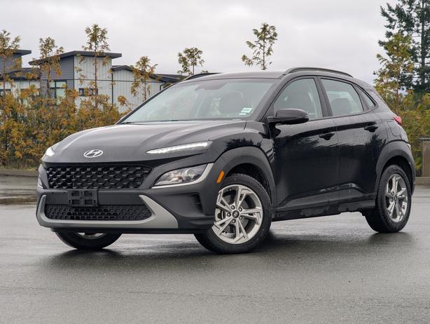2023 Hyundai Kona Preferred - No Accidents, AWD, Heated Seats image 1