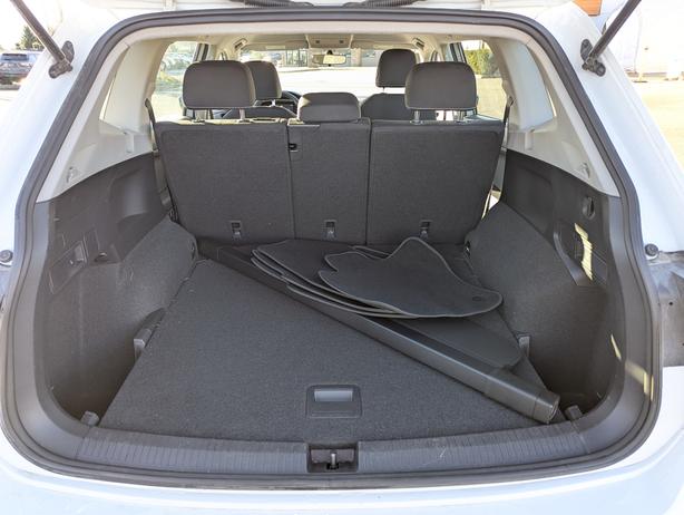 2023 Volkswagen Tiguan Trendline - Heated Seats, AWD, Phone Projection image 8