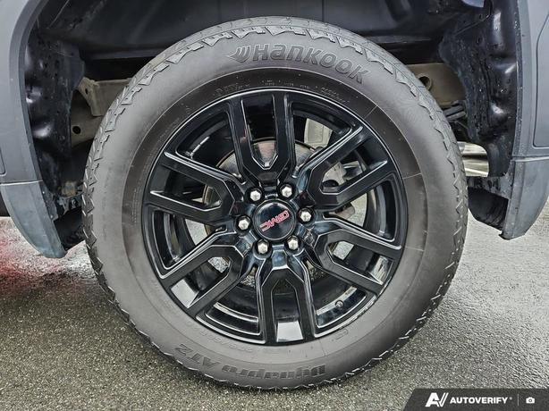 2023 GMC Sierra 1500 4WD Crew Cab 147 Elevation | One Owner! image 6