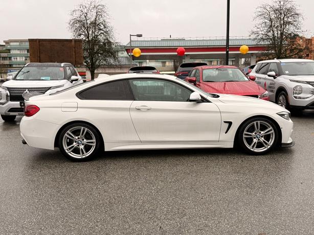 2019 BMW 4 Series 430i xDrive - Navigation, Sunroof, Heated Seats image 4