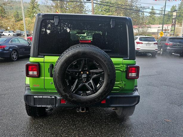 2018 Jeep  All-New Wrangler Unlimited Sahara image 4