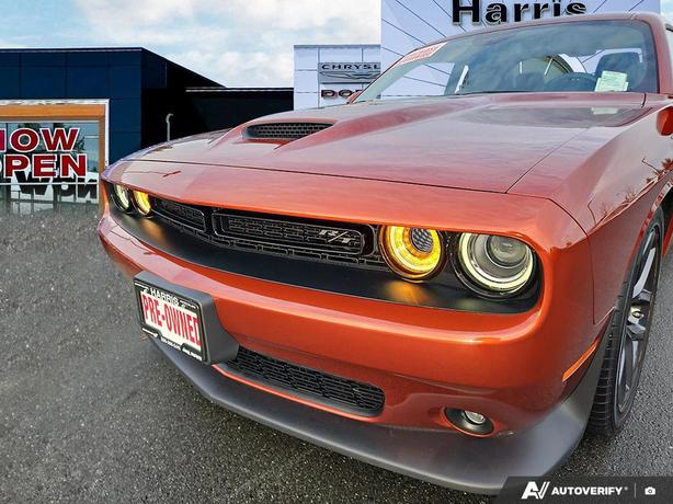 2023 Dodge Challenger R/T RWD | No Reported Accidents | One Owner! image 8