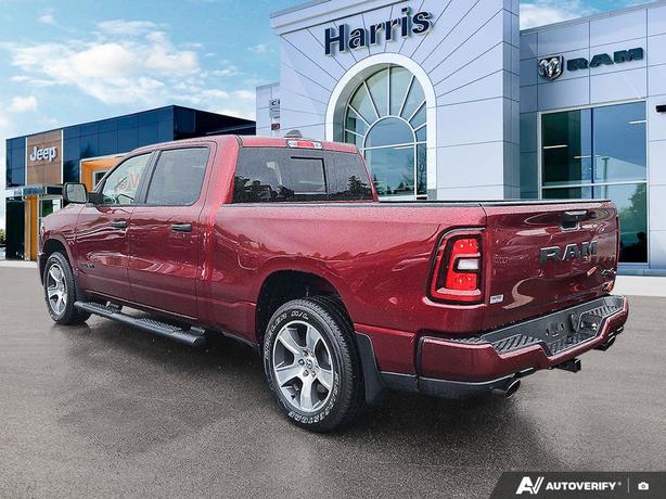 2025 RAM 1500 Tradesman 4x4 Crew Cab 6'4 Box | One Owner | No Reported Accidents image 4
