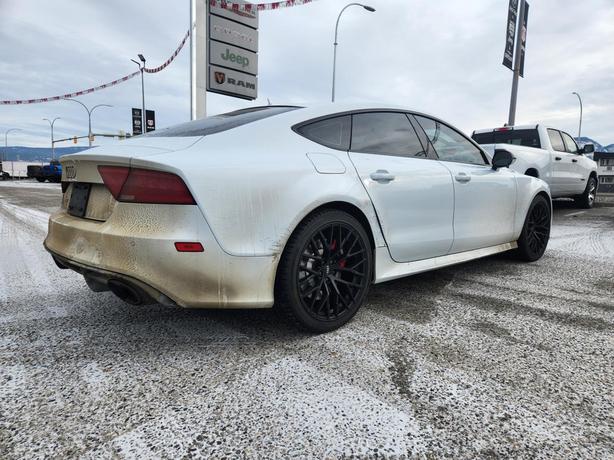 2015 Audi RS 7 Base image 3