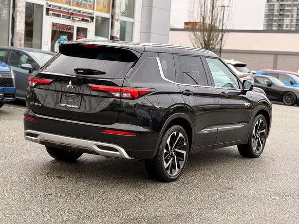 2023 Mitsubishi Outlander PHEV GT - No Accidents, One Owner, 360 Cameras image 6