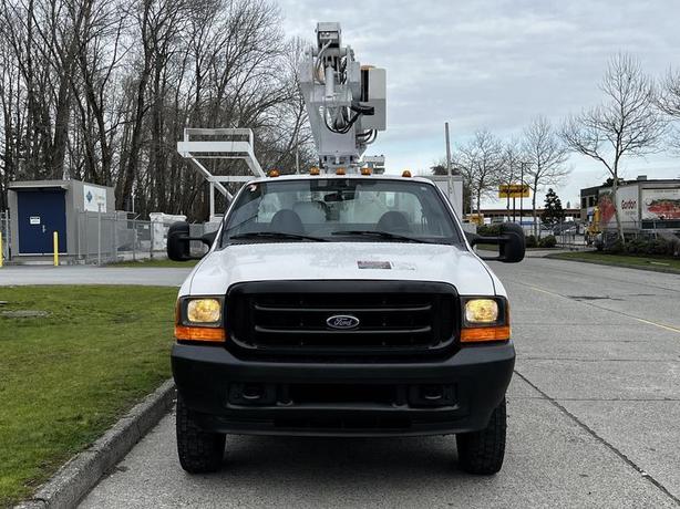 2001 Ford F-450 SD Altec Service Truck Bucket Truck 2WD image 3