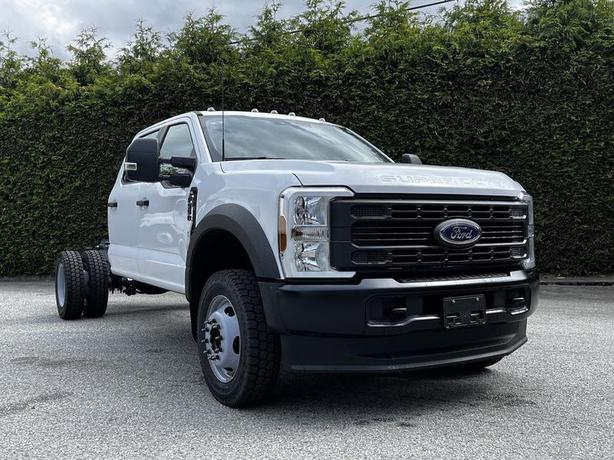 2024 Ford F-550 XL Crew Cab and Chassis 4WD Gas Engine image 2