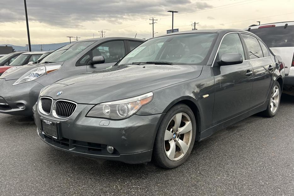 2007 BMW 5 Series 525i MANUAL, LEATHER SEATS, POWER SEATS, HEAT AND AC, WHEEL CO display photo