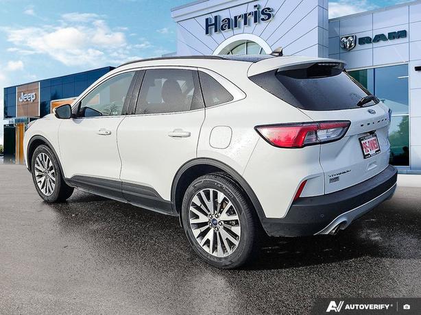 2022 Ford Escape Titanium AWD | Remote Start | Heated Seats! image 4