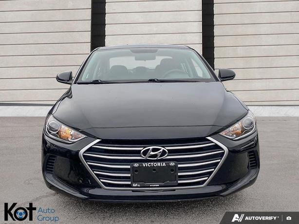 2017 Hyundai Elantra LE BLUETOOTH APPLE CARPLAY! KEY-LESS ENTRY! clearance image 2