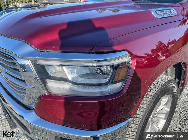 2023 RAM 1500 Laramie 4x4 Crew Cab 5'7" Box THE EPITOME OF CAPABILITY AND LUXURY image 8