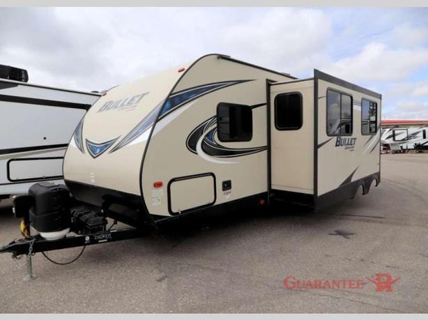Used 2018 Keystone RV Bullet 272BHS image 3