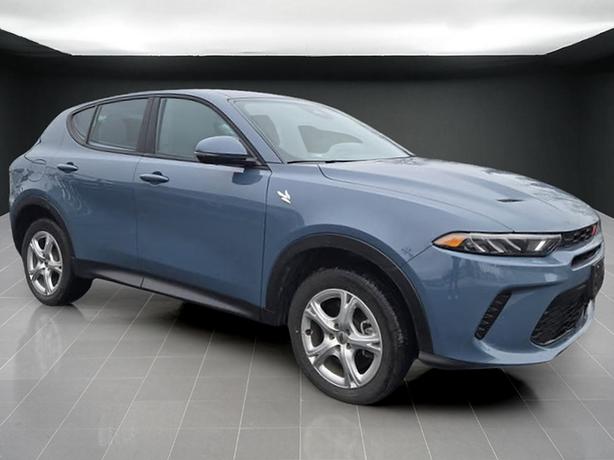 2023 Dodge Hornet GT AWD - Heated Steering Wheel, Parking Sensors image 2