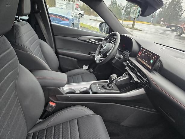 2023 Dodge Hornet GT AWD - Heated Steering Wheel, Parking Sensors image 7